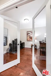 $935,000 | 12026 Hoffman Street, Unit 104, Studio City, CA 91604