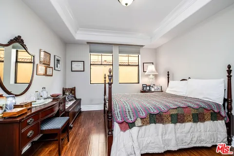 $935,000 | 12026 Hoffman Street, Unit 104, Studio City, CA 91604