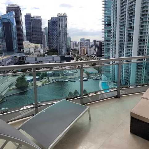 $579,900 | 350 South Miami Avenue, Unit 2714, Miami, FL 33130