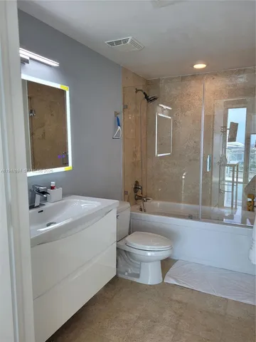 $579,900 | 350 South Miami Avenue, Unit 2714, Miami, FL 33130