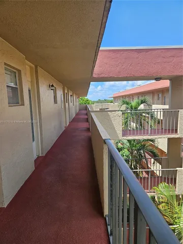 $1,975 | Plantation Drive, Plantation, FL 33317