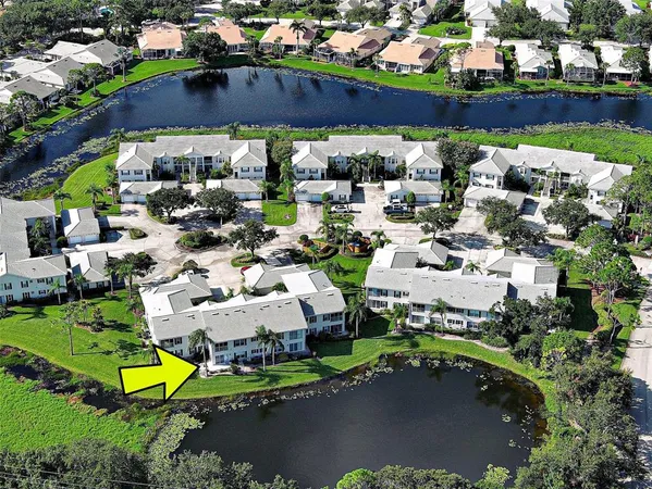 $235,000 | 902 Addington Court, Unit 103, Venice, FL 34293