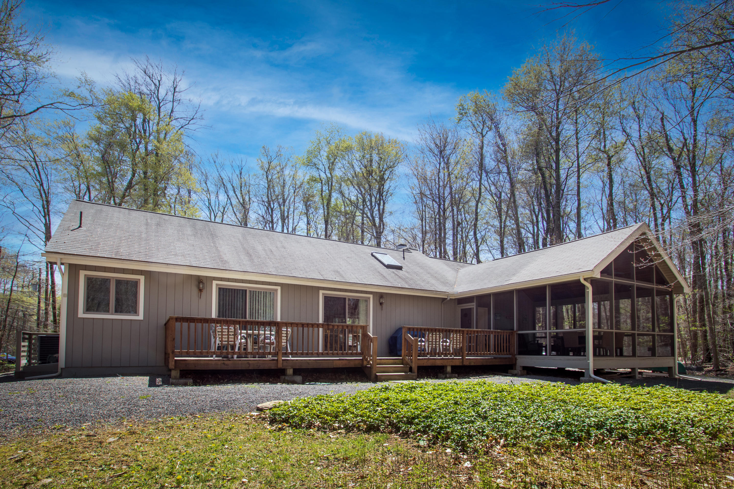 5513 Fox Run Road Pocono Pines, PA 18350 - Photo 17 of 18 Rear View
