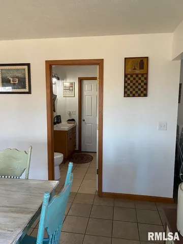 $515,000 | 12043 East 2170th Road, Marshall, IL 62441