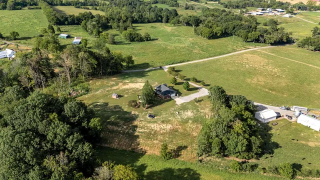 $699,000 | 2811 Bert Watt Road, Petersburg, TN 37144