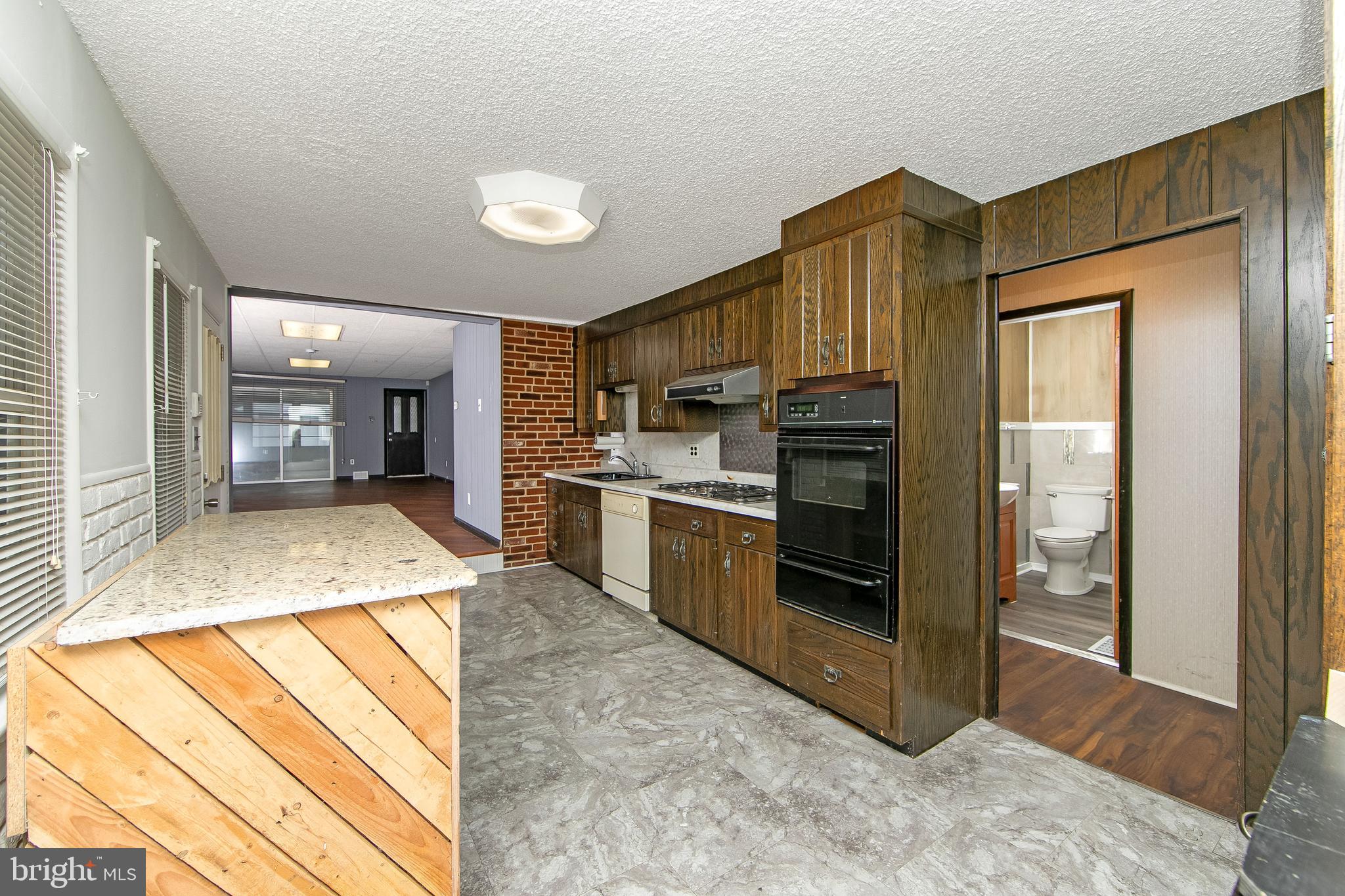 1632 Hurffville Road Sewell, NJ 08080 - Photo 12 of 48 Kitchen