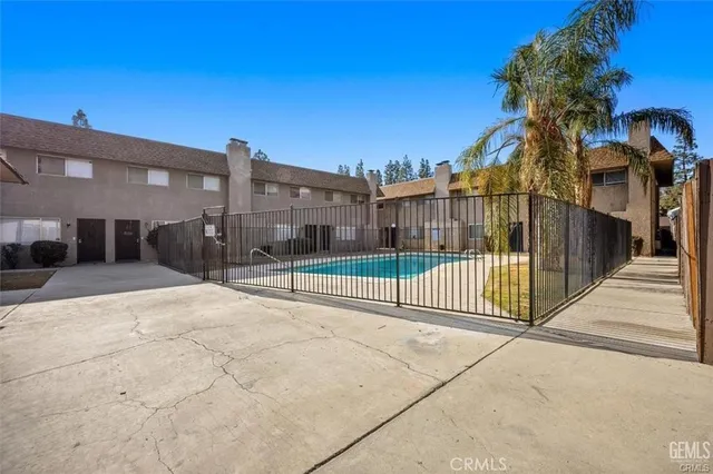 $215,000 | 5101 Hunter Avenue, Bakersfield, CA 93309