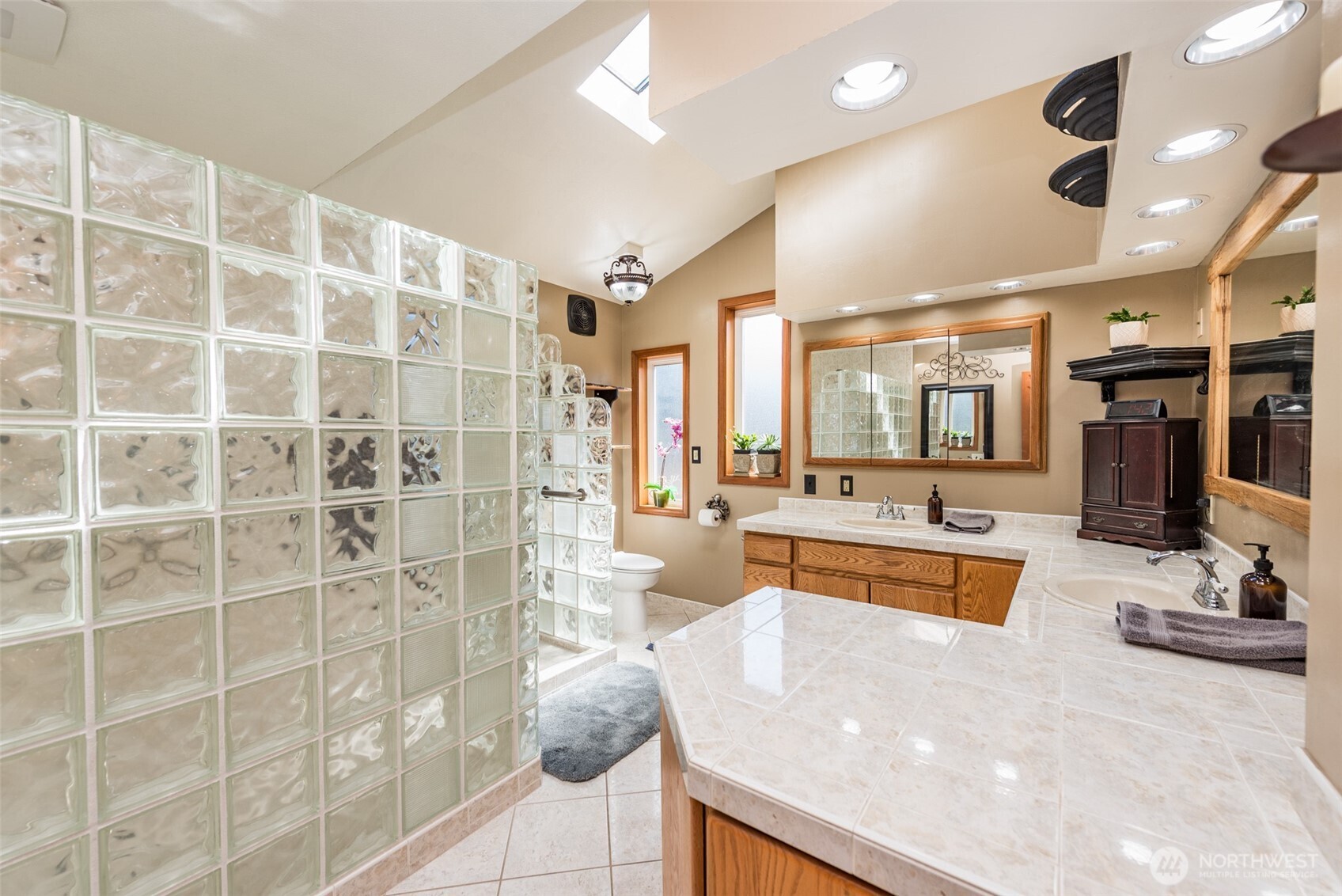 373 Benson Road Port Angeles, WA 98363 - Photo 11 of 40 Gallery Image 11