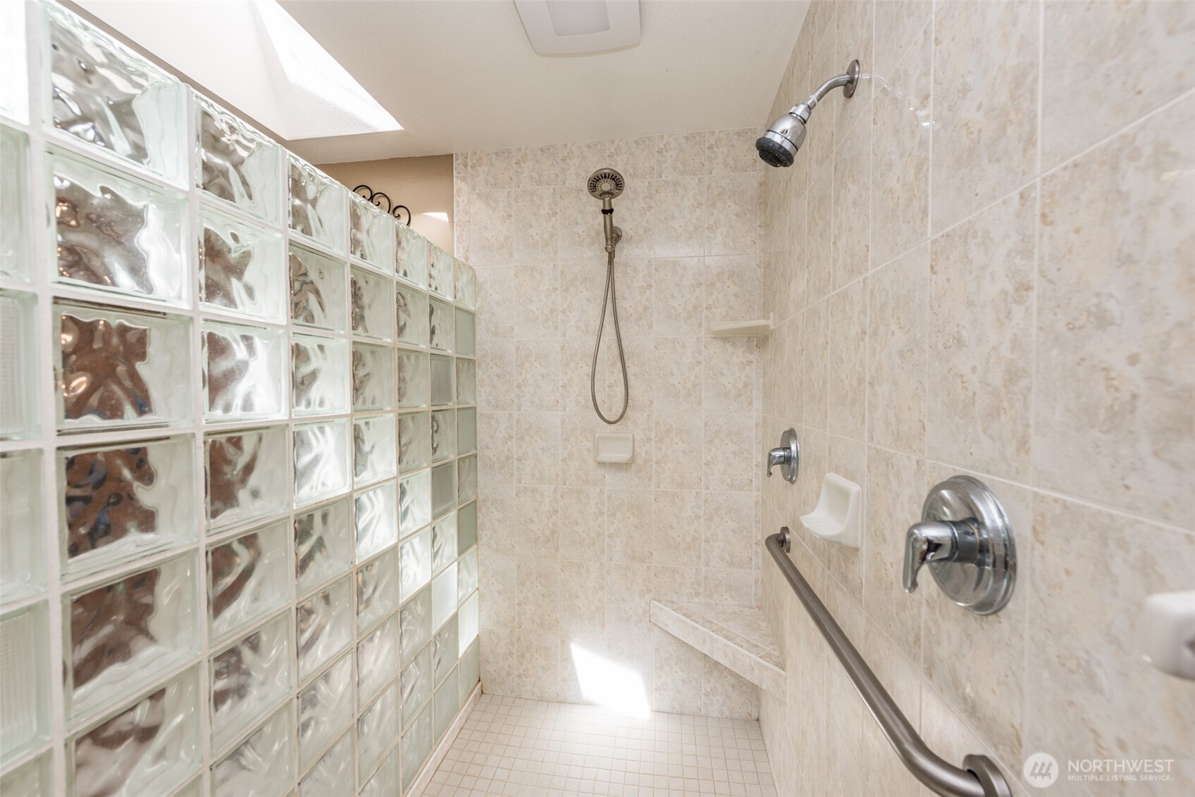 373 Benson Road Port Angeles, WA 98363 - Photo 12 of 40 Gallery Image 12
