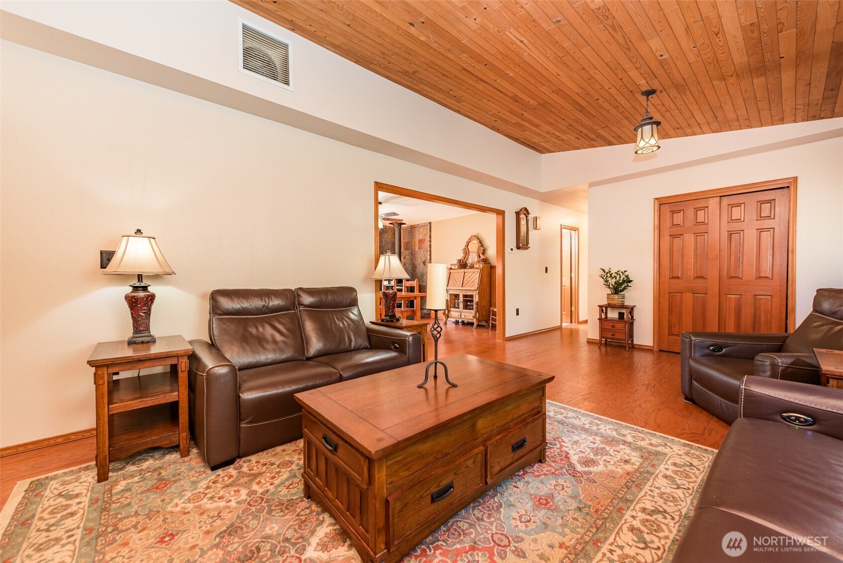 373 Benson Road Port Angeles, WA 98363 - Photo 3 of 40 Gallery Image 3
