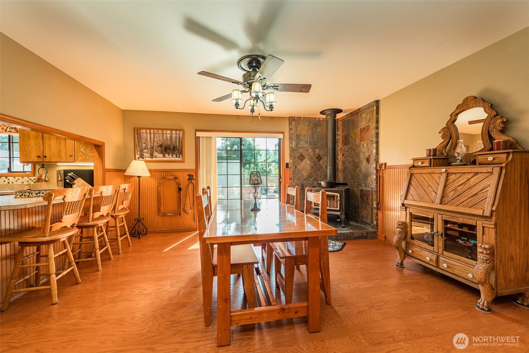 373 Benson Road Port Angeles, WA 98363 - Photo 4 of 40 Gallery Image 4