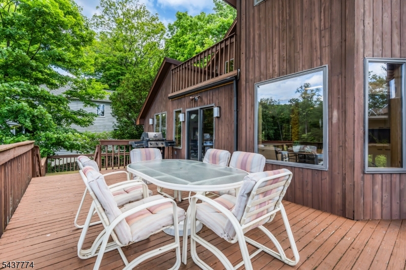 209 Squaw Trail Hopatcong, NJ 07821 - Photo 29 of 36