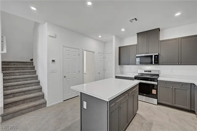 $399,990 | 1151 Heliodor Avenue, Henderson, NV 89011