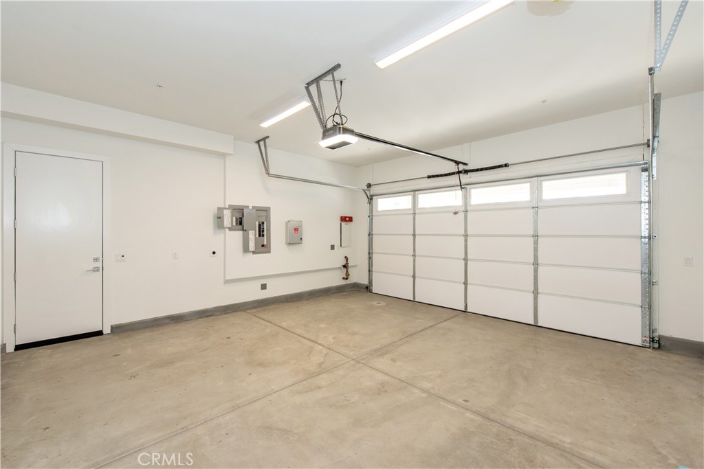 209 Mask Irvine, CA 92618 - Photo 27 of 40 a view of a garage
