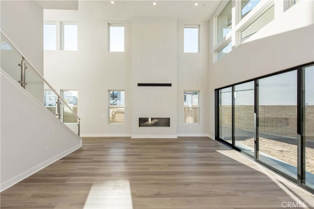 209 Mask Irvine, CA 92618 - Photo 5 of 40 a view of an entryway with wooden floor