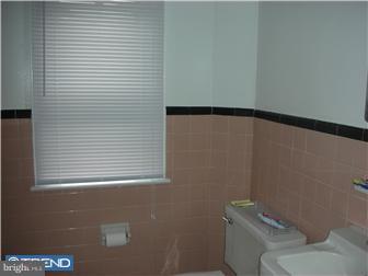 7641 Levis Road Cheltenham, PA 19012 - Photo 10 of 10 Bathroom