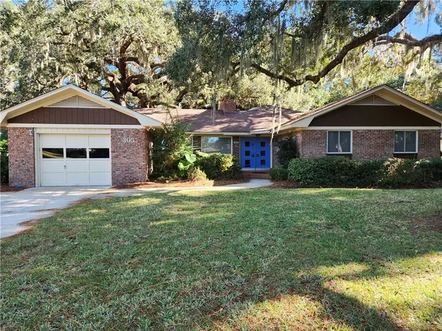 $803,500 | 305 Old Plantation Road, Jekyll Island, GA 31527
