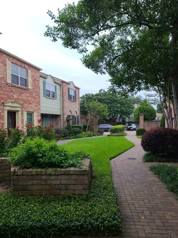 $1,950 | 5803 Doliver Drive, Unit 67, Houston, TX 77057