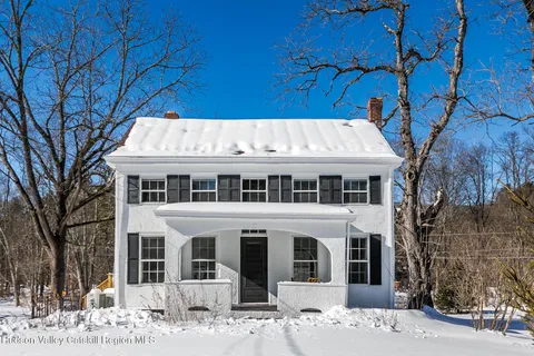 $735,000 | 8 George Sickle Road, Saugerties, NY 12477