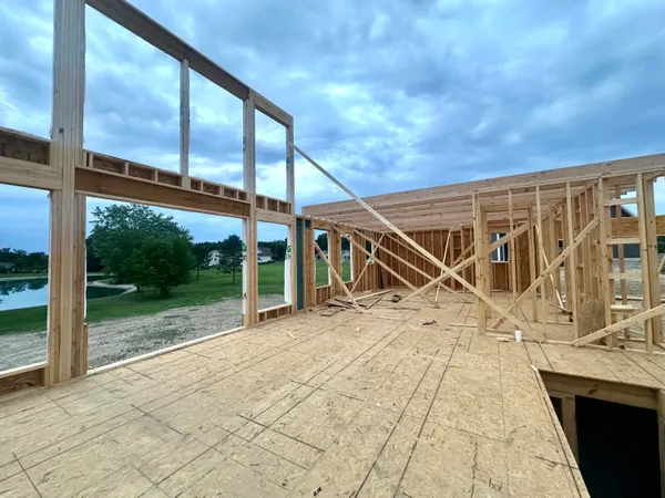 $949,027 | 4927 Thompson Heights Drive, Adrian, MI 49221