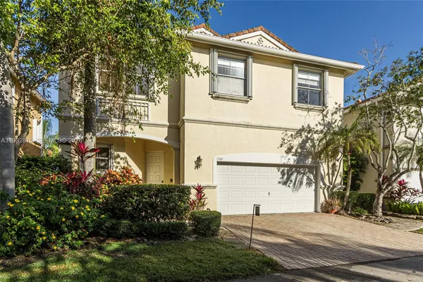 $4,500 | 1560 Seagrape Way, Hollywood, FL 33019