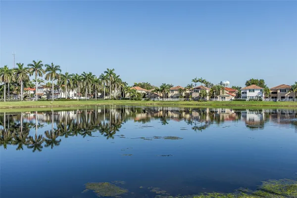 $4,500 | 1560 Seagrape Way, Hollywood, FL 33019