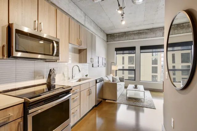 $1,995 | 728 North 3rd Street, Unit 402, Minneapolis, MN 55401
