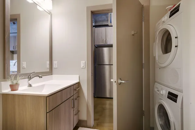 $1,995 | 728 North 3rd Street, Unit 402, Minneapolis, MN 55401