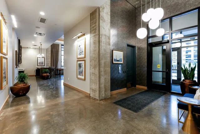 $1,995 | 728 North 3rd Street, Unit 402, Minneapolis, MN 55401