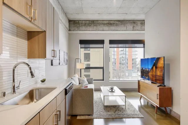 $1,995 | 728 North 3rd Street, Unit 402, Minneapolis, MN 55401