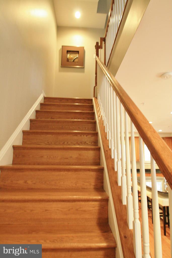 413 Princess Street Alexandria, VA 22314 - Photo 17 of 30 Hardwood stairs