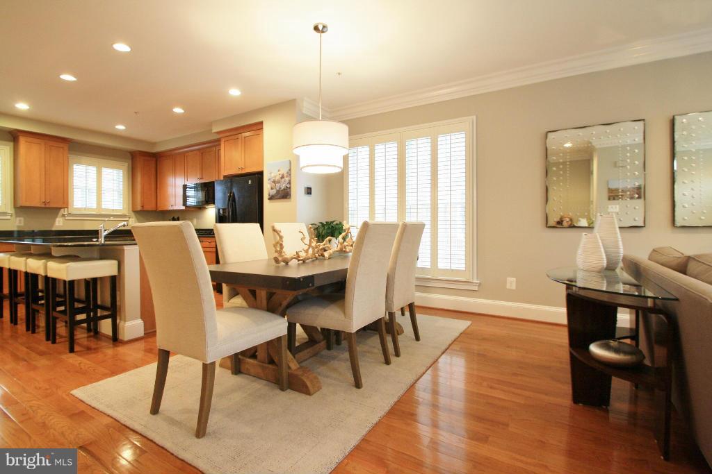 413 Princess Street Alexandria, VA 22314 - Photo 6 of 30 Dining Room