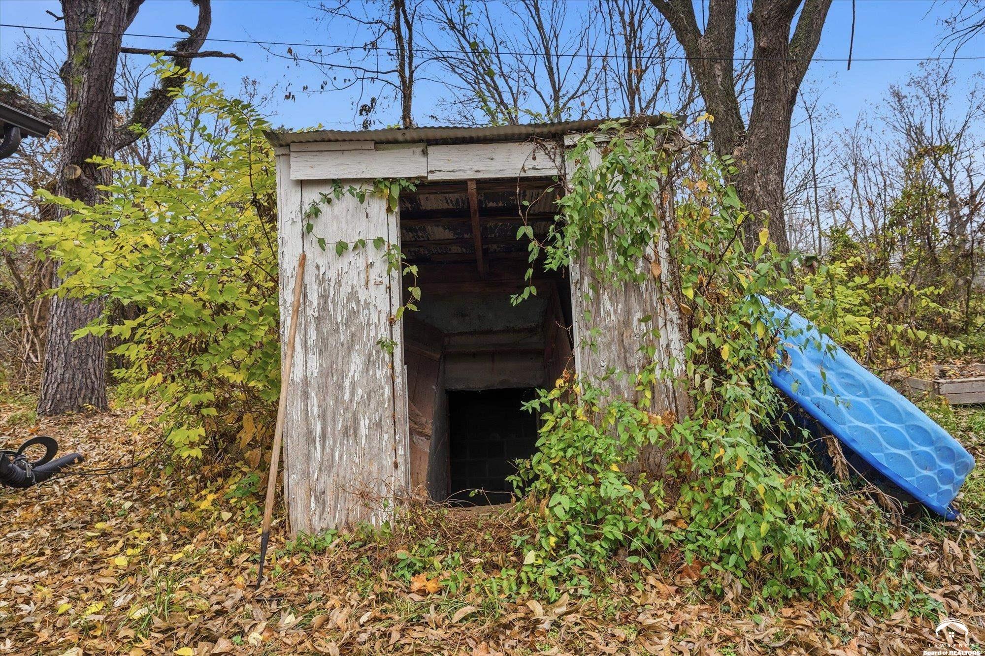 230 Elmore Street Lecompton, KS 66050 - Photo 25 of 32