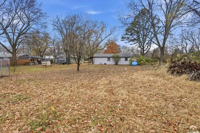 $164,500 | 230 Elmore Street, Lecompton, KS 66050