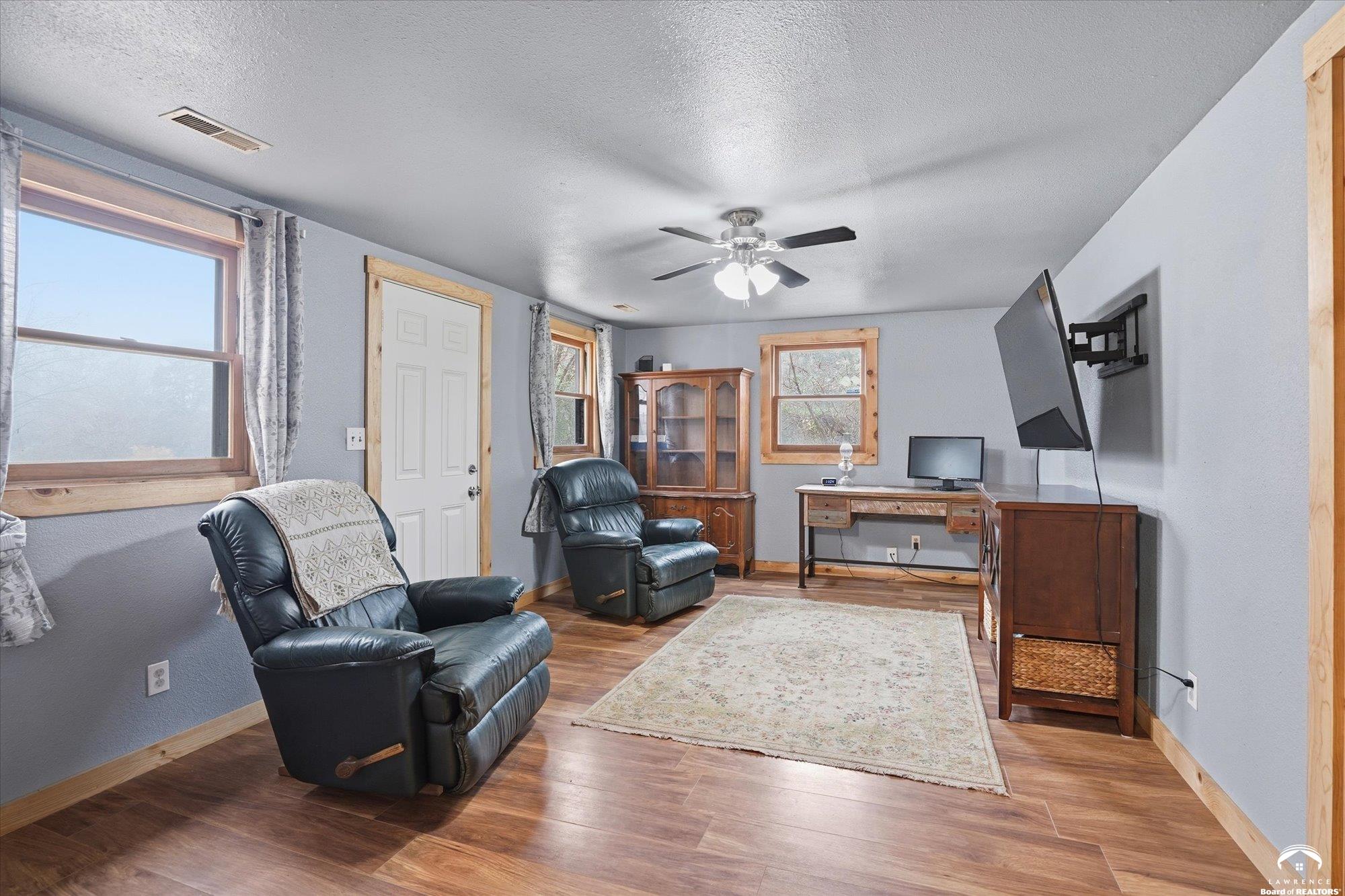 230 Elmore Street Lecompton, KS 66050 - Photo 9 of 32