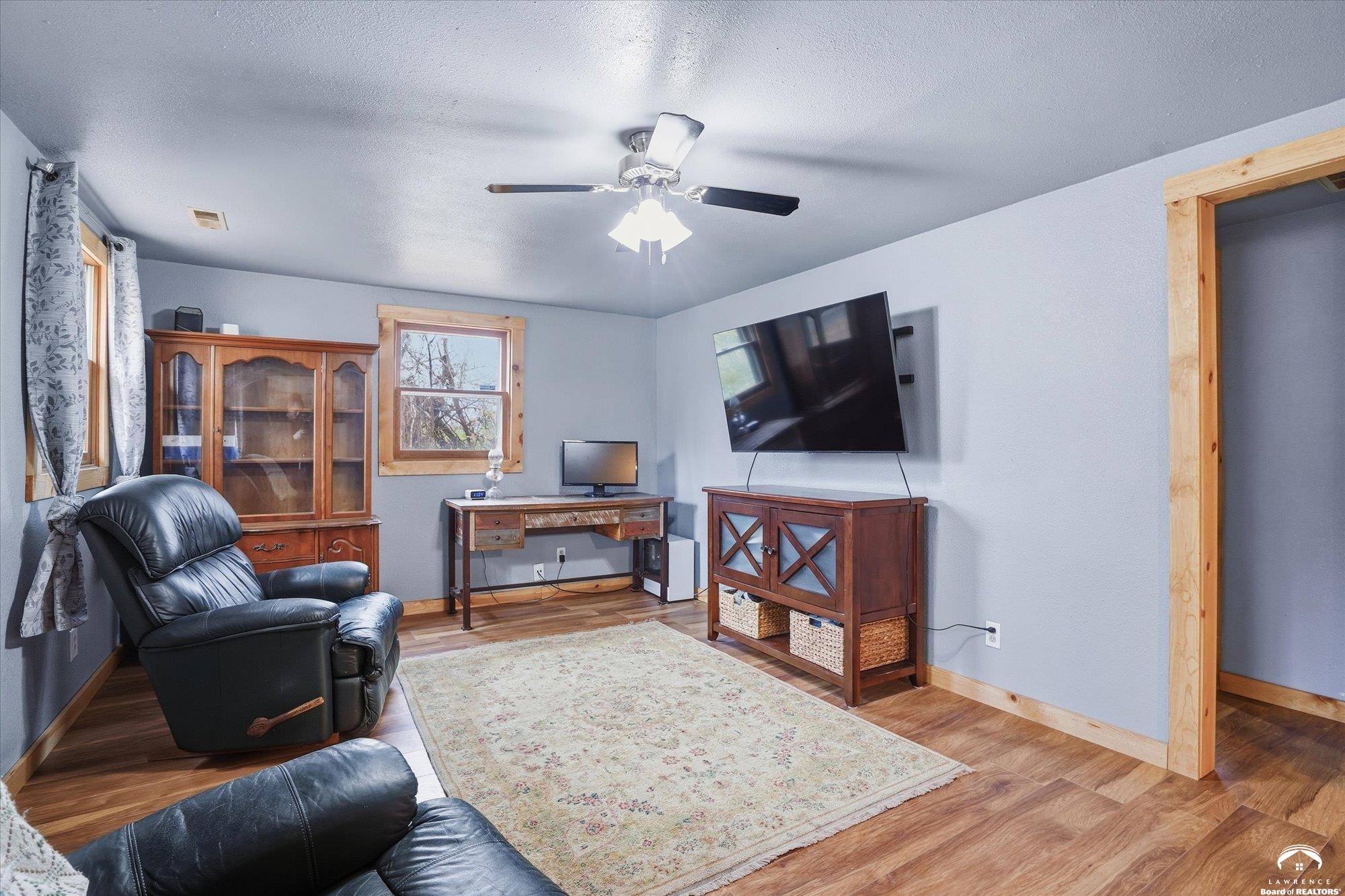 230 Elmore Street Lecompton, KS 66050 - Photo 10 of 32