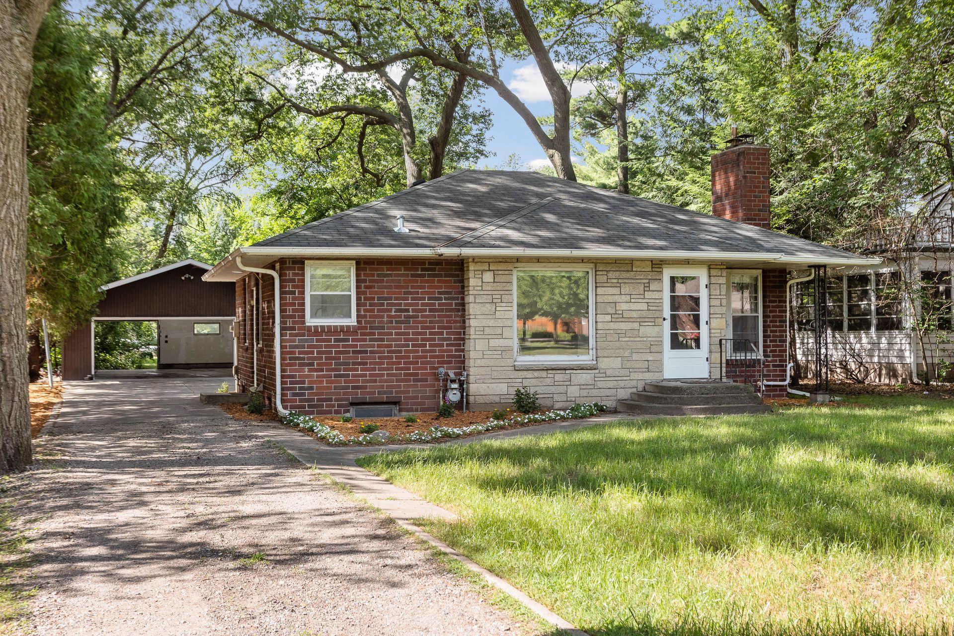 952 County B Road West Roseville, MN 55113 - Photo 1 of 39