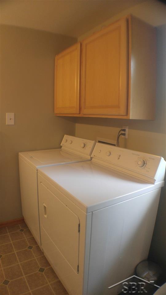 7337 Shattuck Road Saginaw, MI 48603 - Photo 16 of 39 31290416-15.JPG