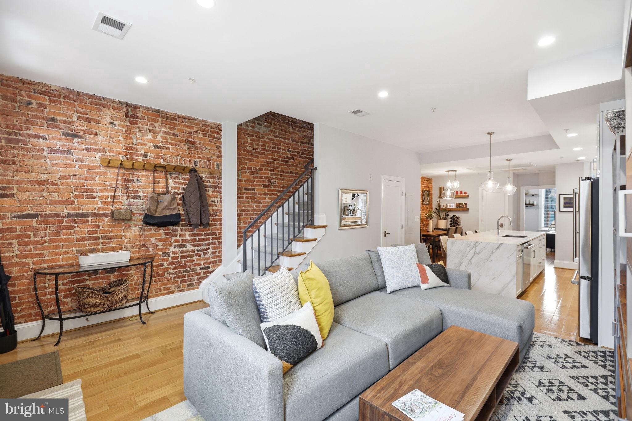 819 D Street Northeast, Unit 18 Washington, DC 20002 - Photo 6 of 17