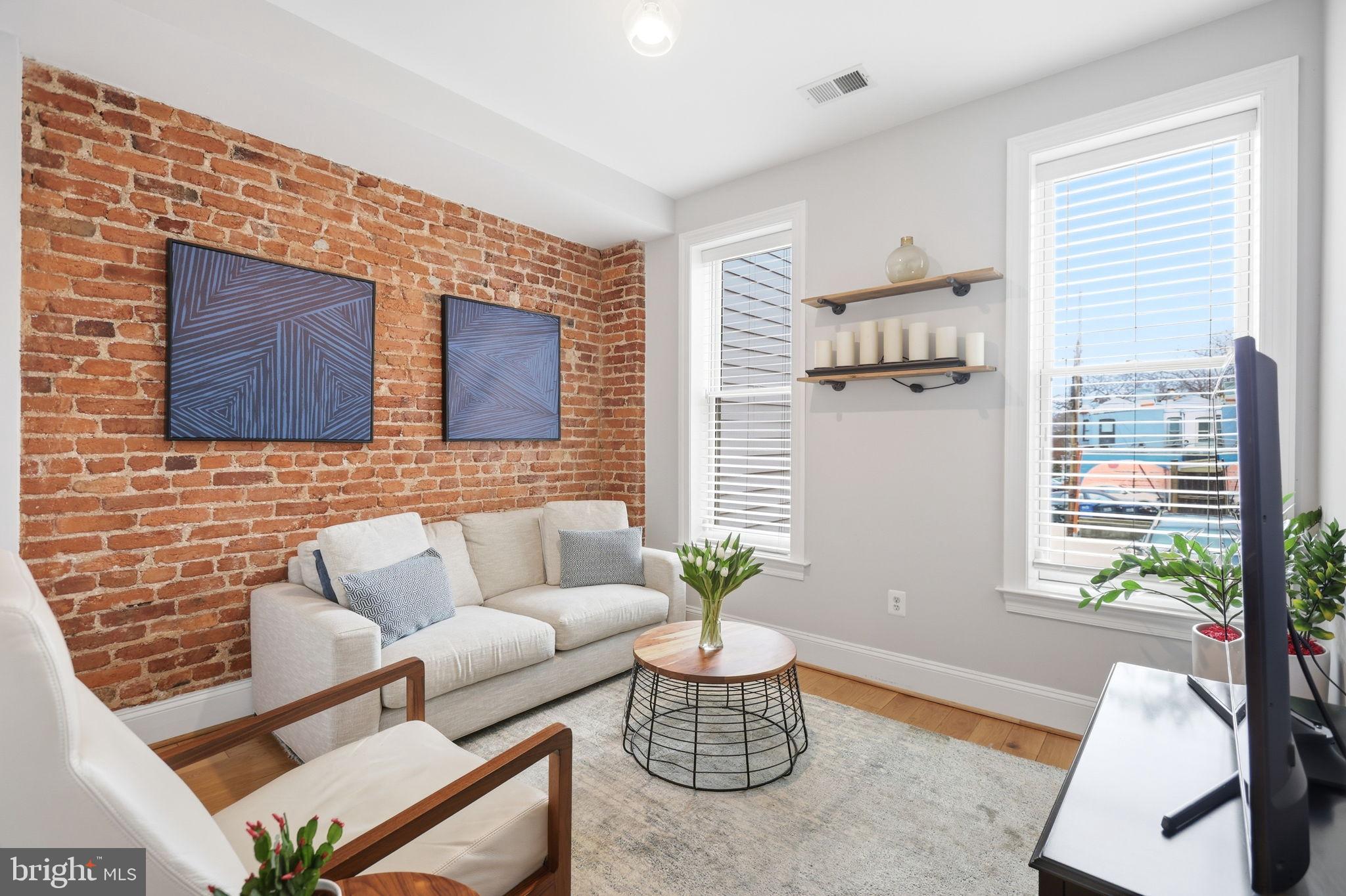 819 D Street Northeast, Unit 18 Washington, DC 20002 - Photo 8 of 17