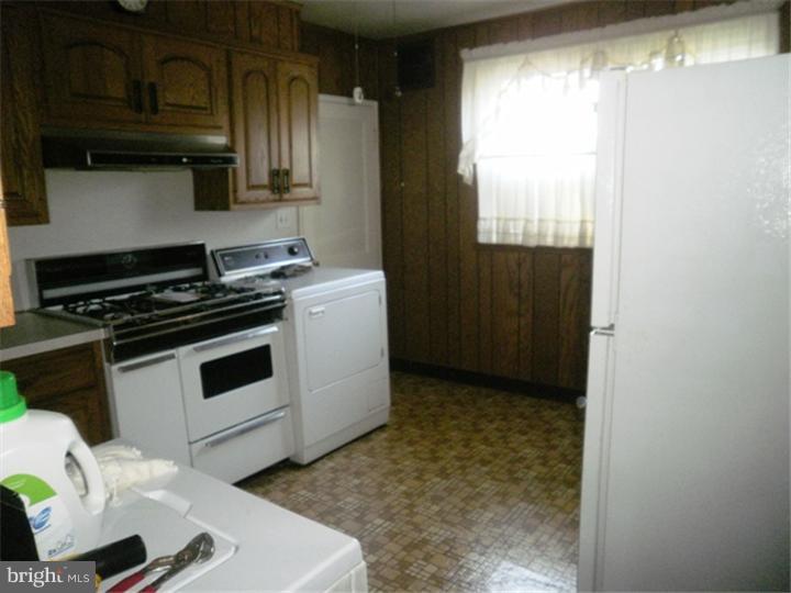 1445 Watson Road Sharon Hill, PA 19079 - Photo 11 of 19 Gallery Image 11