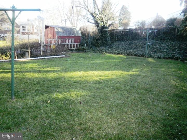 1445 Watson Road Sharon Hill, PA 19079 - Photo 3 of 19 Gallery Image 3