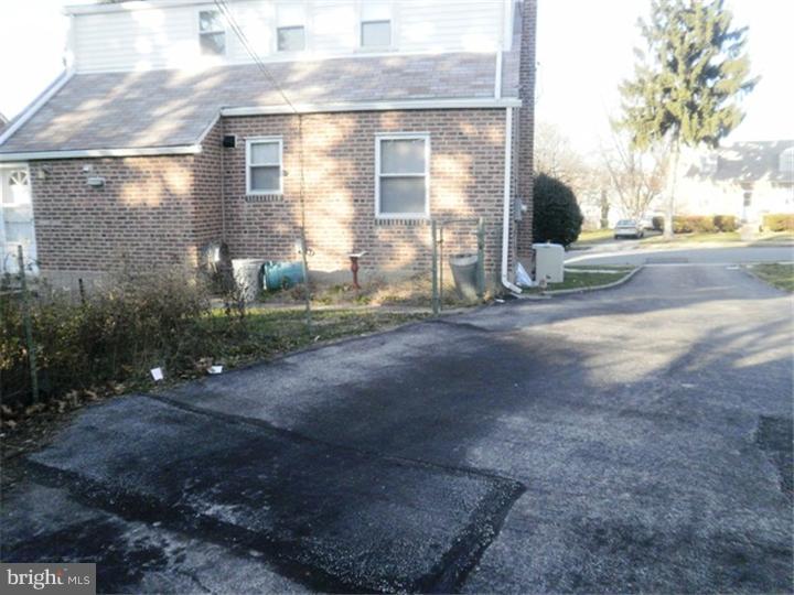 1445 Watson Road Sharon Hill, PA 19079 - Photo 4 of 19 Gallery Image 4