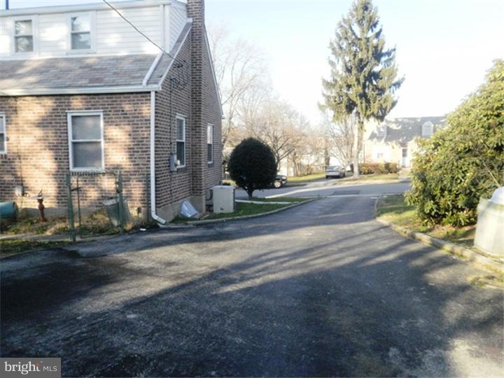 1445 Watson Road Sharon Hill, PA 19079 - Photo 6 of 19 Gallery Image 6