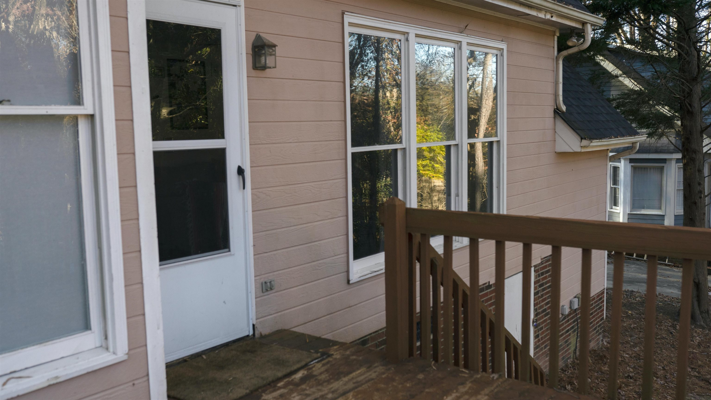 7921 Mandrel Way Raleigh, NC 27616 - Photo 28 of 32 Back Deck