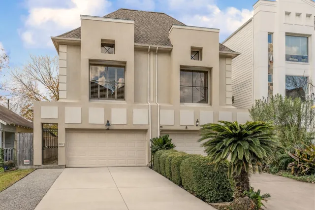 $4,800 | 5422 Gibson Street, Unit A, Houston, TX 77007