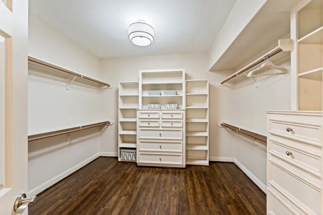 $4,800 | 5422 Gibson Street, Unit A, Houston, TX 77007