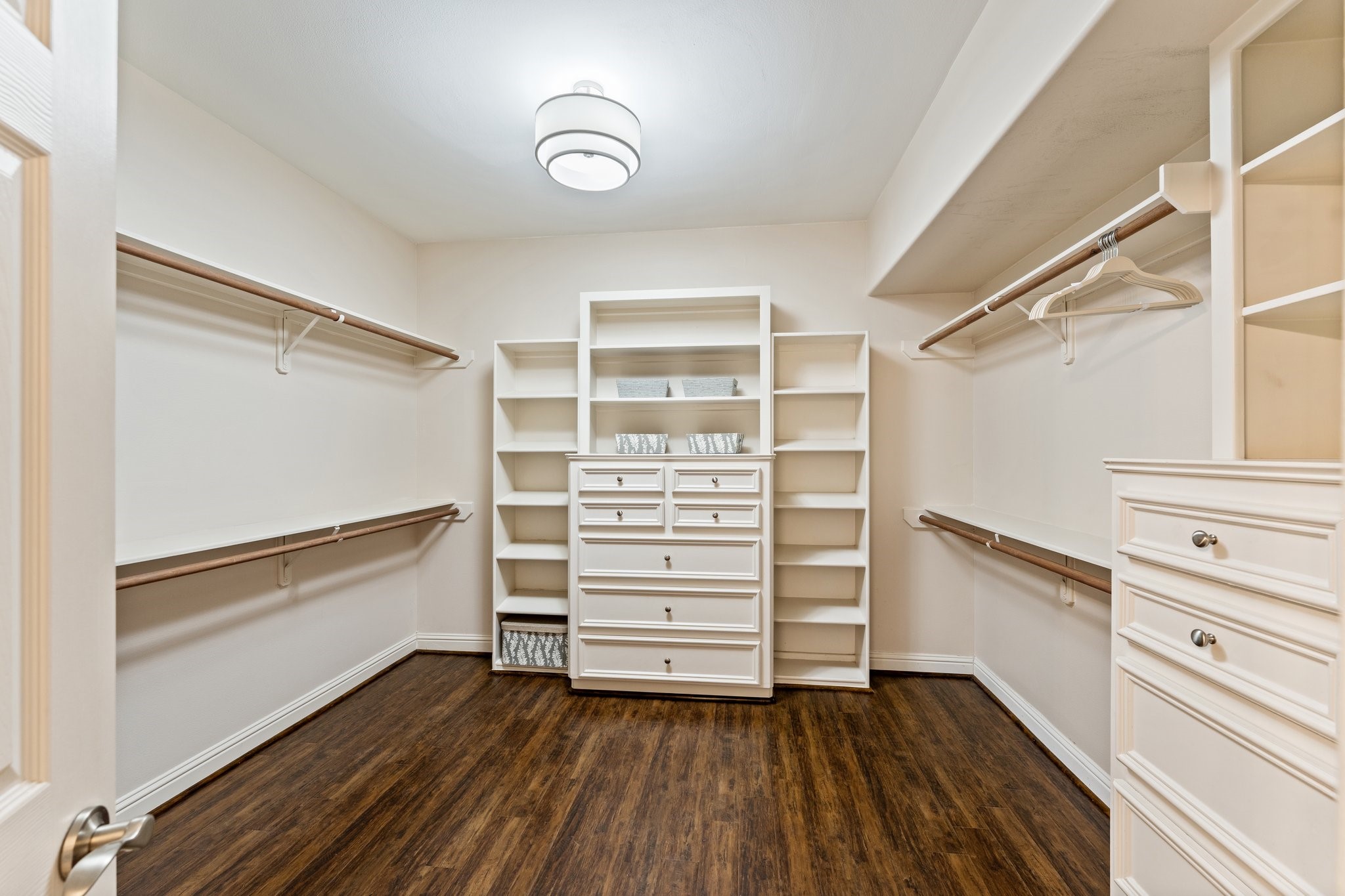 5422 Gibson Street, Unit A Houston, TX 77007 - Photo 27 of 42 Another view of primary bedroom closet.