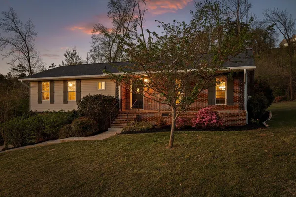 $400,000 | 2924 Old Britain Circle, Chattanooga, TN 37421