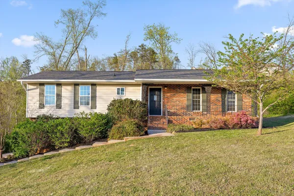 $400,000 | 2924 Old Britain Circle, Chattanooga, TN 37421